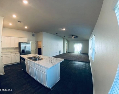 8454 Cape Fox Drive - Photo Thumbnail 1