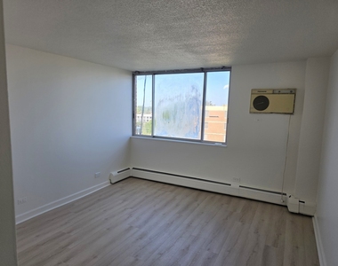 2201 S Stewart Avenue S - Photo Thumbnail 6