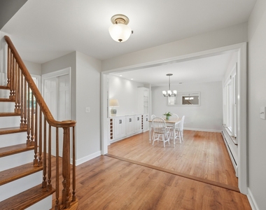 317 E Forest Lane - Photo Thumbnail 3