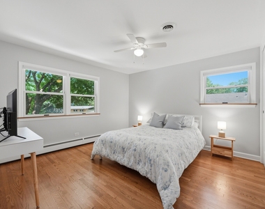 317 E Forest Lane - Photo Thumbnail 30