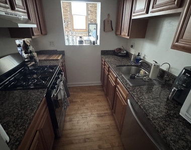 1114 W Belmont Avenue - Photo Thumbnail 2