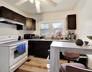 120 Commonwealth Drive - Photo Thumbnail 12