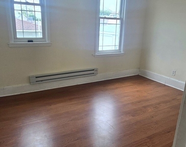 5200 S Lorel Avenue - Photo Thumbnail 5