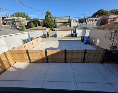 2442 W Wilson Avenue - Photo Thumbnail 16