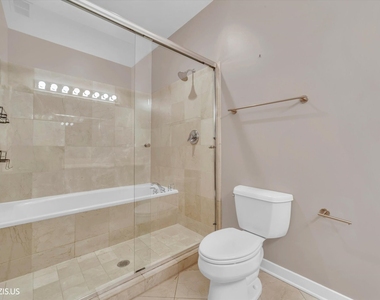 912 W Chicago Avenue - Photo Thumbnail 22