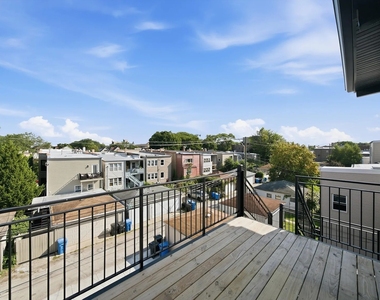 2442 W Wilson Avenue - Photo Thumbnail 9