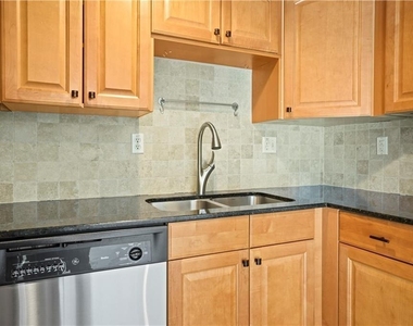 2825 Northeast Expressway Ne - Photo Thumbnail 6