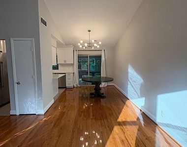 3767 Murdock Lane - Photo Thumbnail 7