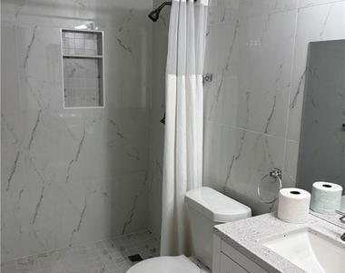 3767 Murdock Lane - Photo Thumbnail 3