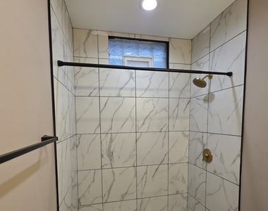 214 Franklin Street - Photo Thumbnail 14