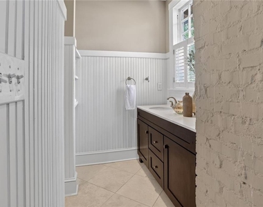 754 Juniper Street Ne - Photo Thumbnail 18