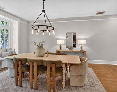 754 Juniper Street Ne - Photo Thumbnail 5