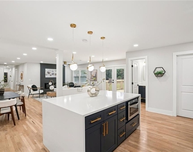 5170 Chamblee Dunwoody Rd. - Photo Thumbnail 10