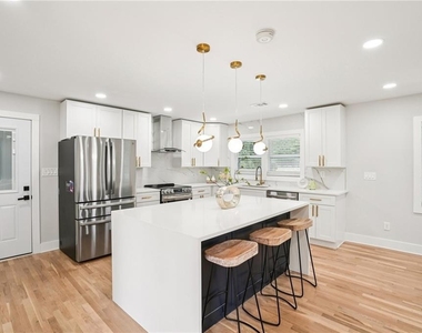 5170 Chamblee Dunwoody Rd. - Photo Thumbnail 15