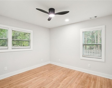 5170 Chamblee Dunwoody Rd. - Photo Thumbnail 20