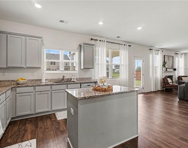 265 Daurian Drive - Photo Thumbnail 11