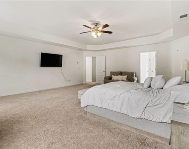265 Daurian Drive - Photo Thumbnail 16