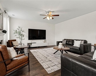 265 Daurian Drive - Photo Thumbnail 8