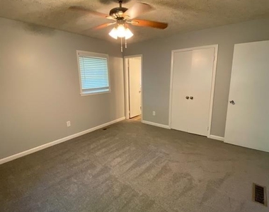 3063 Sasanqua Lane Sw - Photo Thumbnail 9