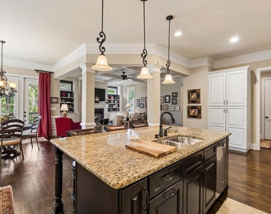 1870 Haven Park Circle Se - Photo Thumbnail 10