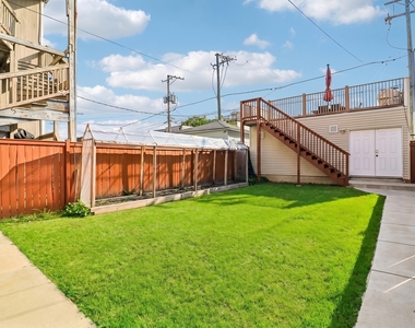 929 S Bell Avenue - Photo Thumbnail 12