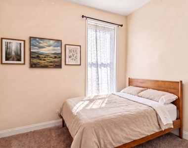 929 S Bell Avenue - Photo Thumbnail 8