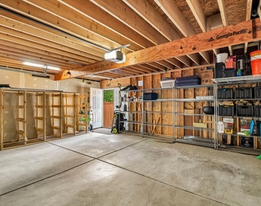 929 S Bell Avenue - Photo Thumbnail 15