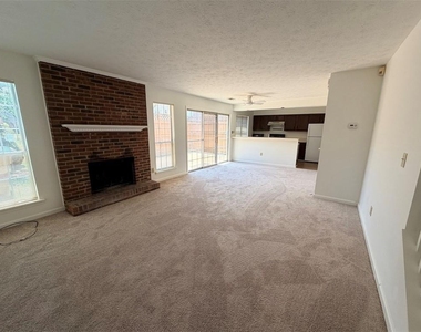 5556 Clover Rise Lane - Photo Thumbnail 1