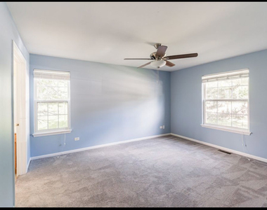 1202 N Red Oak Circle - Photo Thumbnail 7
