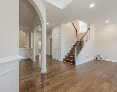 4720 Shiloh Springs Road - Photo Thumbnail 9