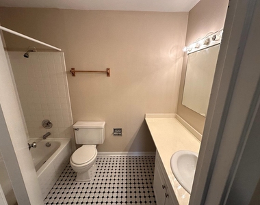 6165 Knoll Wood Road - Photo Thumbnail 5