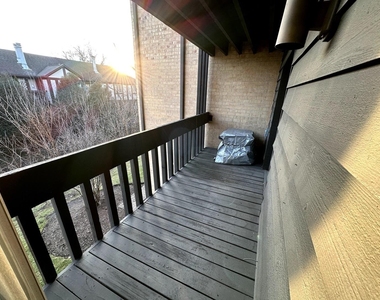 6165 Knoll Wood Road - Photo Thumbnail 9