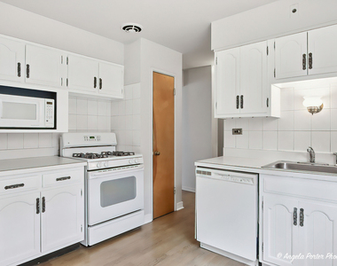 4912 Crain Street - Photo Thumbnail 5