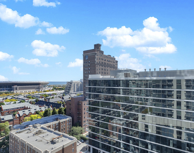 100 E 14th Street - Photo Thumbnail 7