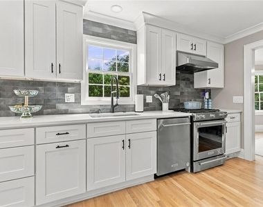 5179 Meadowlake Drive - Photo Thumbnail 15