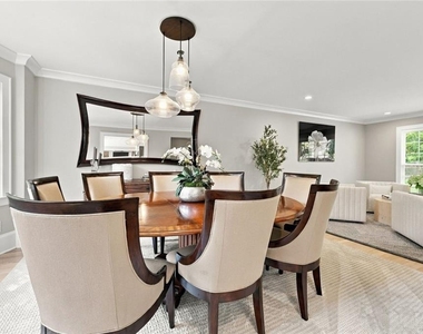 5179 Meadowlake Drive - Photo Thumbnail 8
