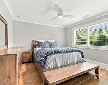 5179 Meadowlake Drive - Photo Thumbnail 16