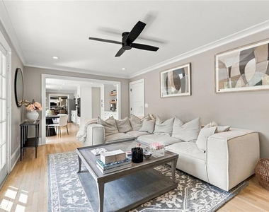 5179 Meadowlake Drive - Photo Thumbnail 13