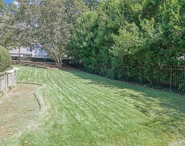 5179 Meadowlake Drive - Photo Thumbnail 28