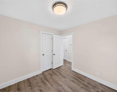 115 Northridge Drive - Photo Thumbnail 5