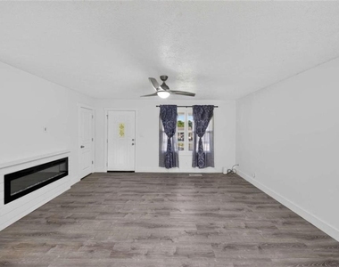 115 Northridge Drive - Photo Thumbnail 16