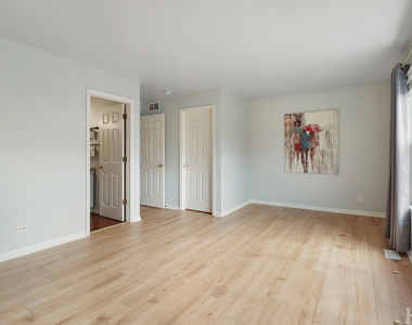 533 N Red Deer Road - Photo Thumbnail 20