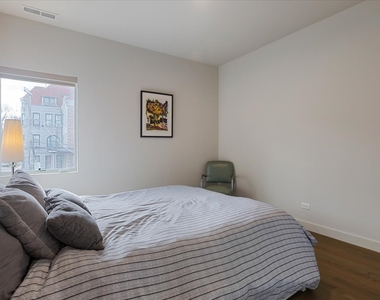 559 E 50th Street - Photo Thumbnail 24