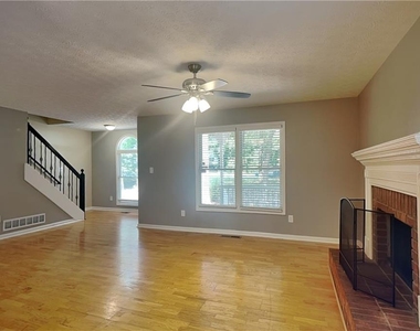 211 Mill Pointe Drive - Photo Thumbnail 1