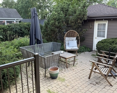 442 N Evergreen Avenue - Photo Thumbnail 11
