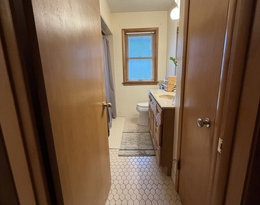 442 N Evergreen Avenue - Photo Thumbnail 6