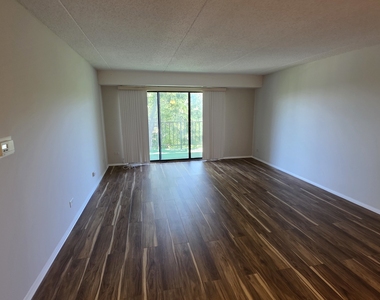 475 Plum Creek Drive - Photo Thumbnail 14