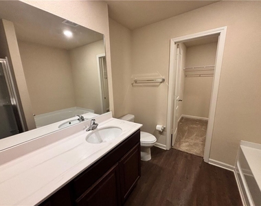 160 Innis Brook Circle - Photo Thumbnail 10