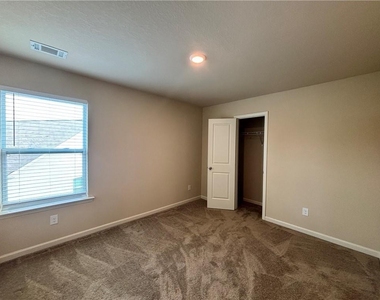 160 Innis Brook Circle - Photo Thumbnail 15