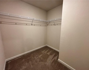 160 Innis Brook Circle - Photo Thumbnail 12